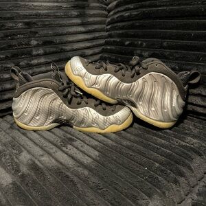 Pre Owned Nike Air Foamposite Pro Silver Surfer M 9 W M 10.5